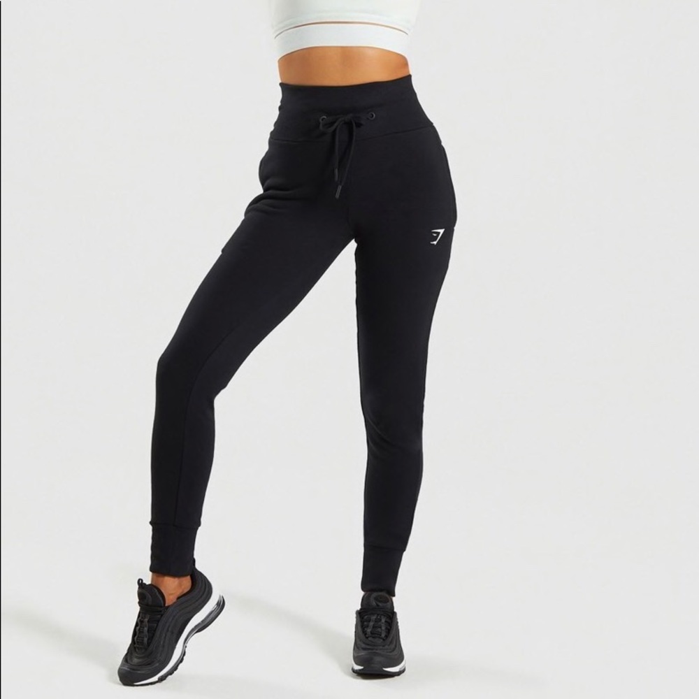 Gymshark high wasted joggers black - extra small